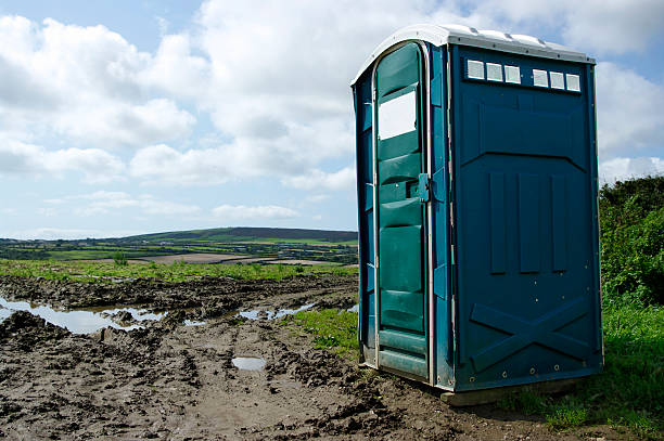 Portable Toilet Rental for Emergency Services in Youngsville, LA